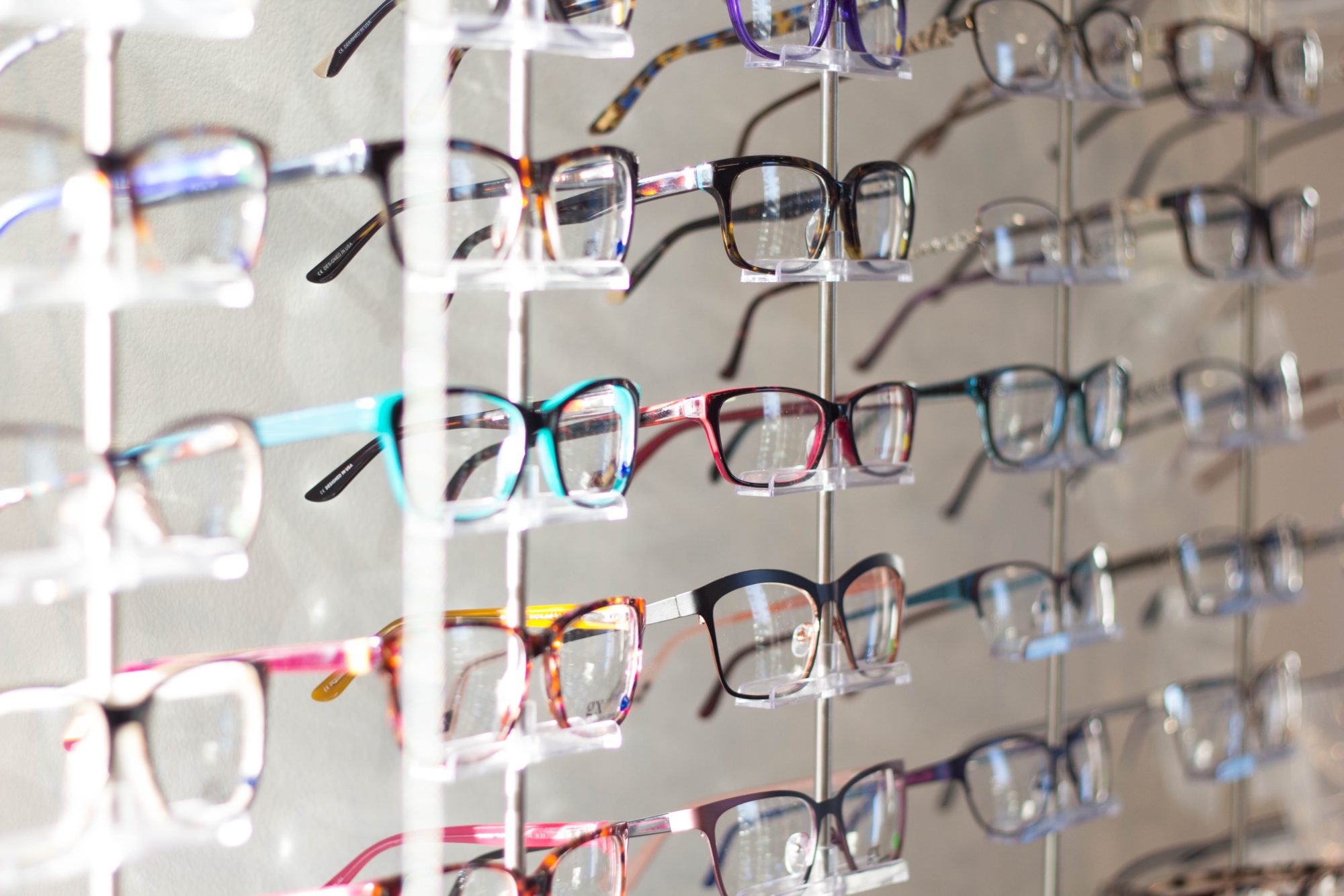 How to Market an Optometry Practice (Ideas and Strategies)
